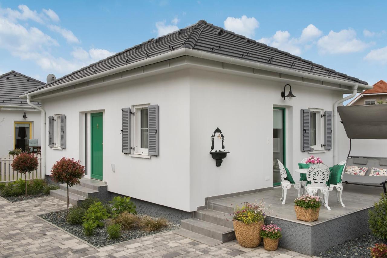 The Doors Boutique Apartments Mosonmagyaróvár Esterno foto